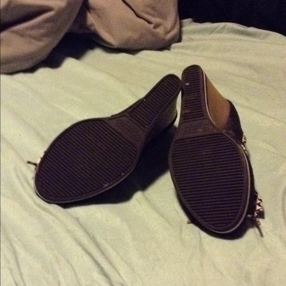 Coach canvas and wooden wedge with signature bow - Picture 3 of 4